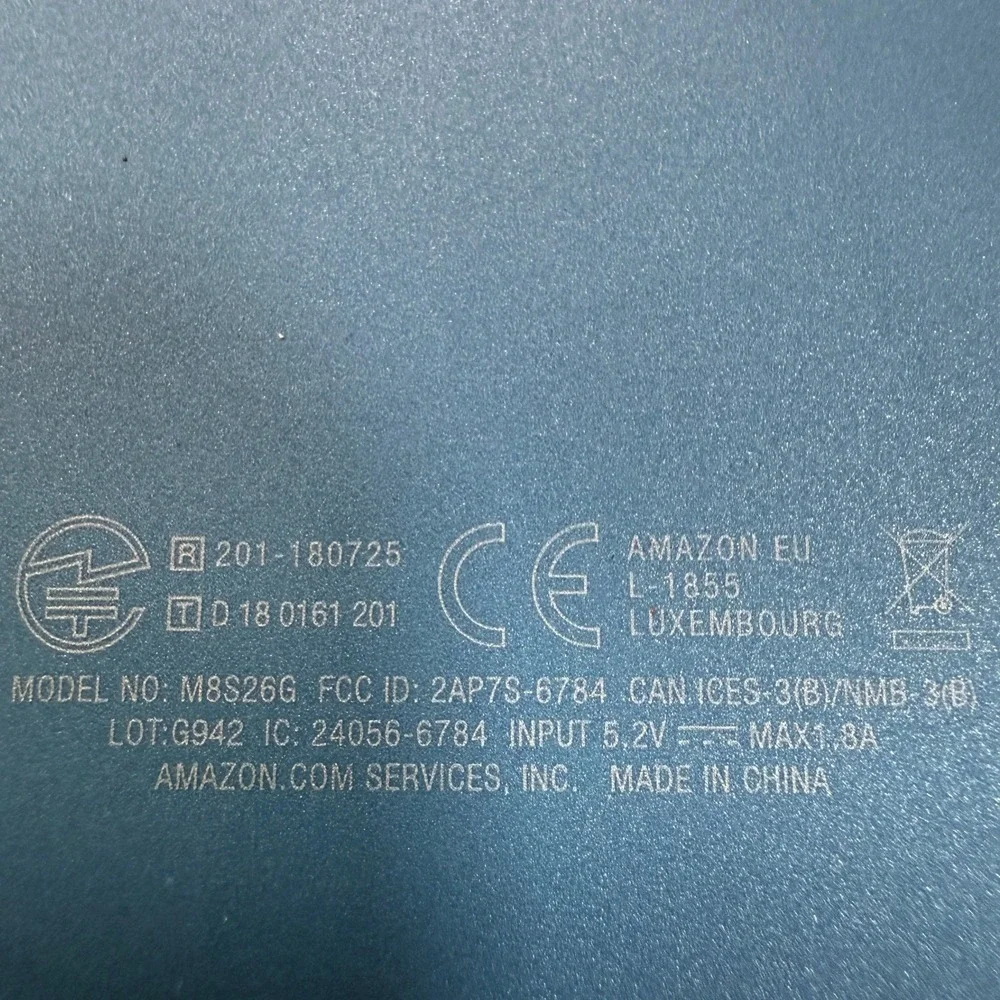 Amazon Fire HD 8 Tablet 8th Gen 16GB Blue Star Wars Folio Case Millennium Falcon
